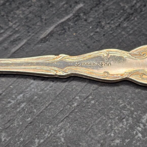 Antique Silverplate Rogers AA Serving Fork With Intricate Floral Design HS274 - Picture 9 of 9